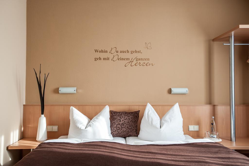 Sensconvent Hotel Michendorf Михендорф Стая снимка